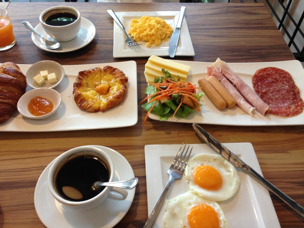 Крымские свежие продукты , завтраки как дома, каждый день с 7:30 - 10:30 